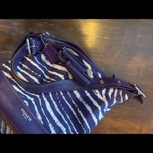 Coach Hobo Bucket Style Bag prpl/wht/silver